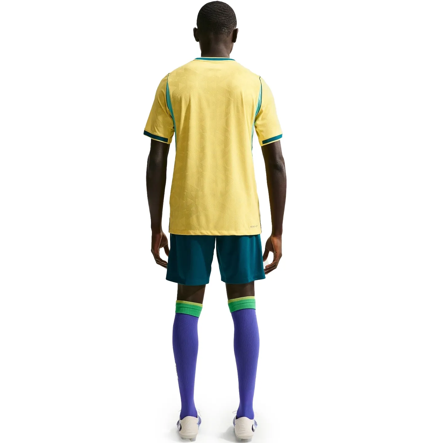 Imagem da camisa Nike amarela vista traseira para ajuste e tamanho